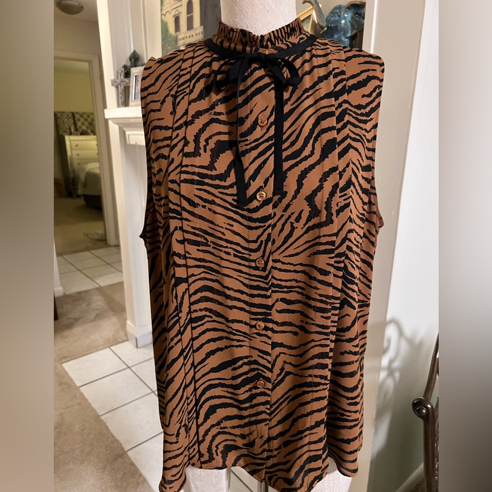White House Black Market Tan and Black Zebra Print Top